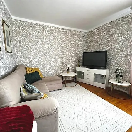דירה Cozy In Downtown טרטו